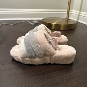Ugg Platform slipper slides size 8